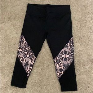 Fabletics Capri leggings